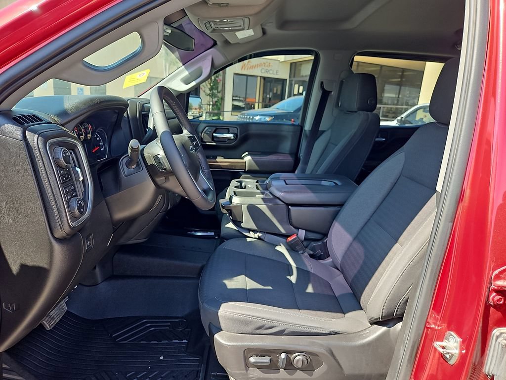Used 2022 Chevrolet Silverado 1500 RST AWD/4WD image 15