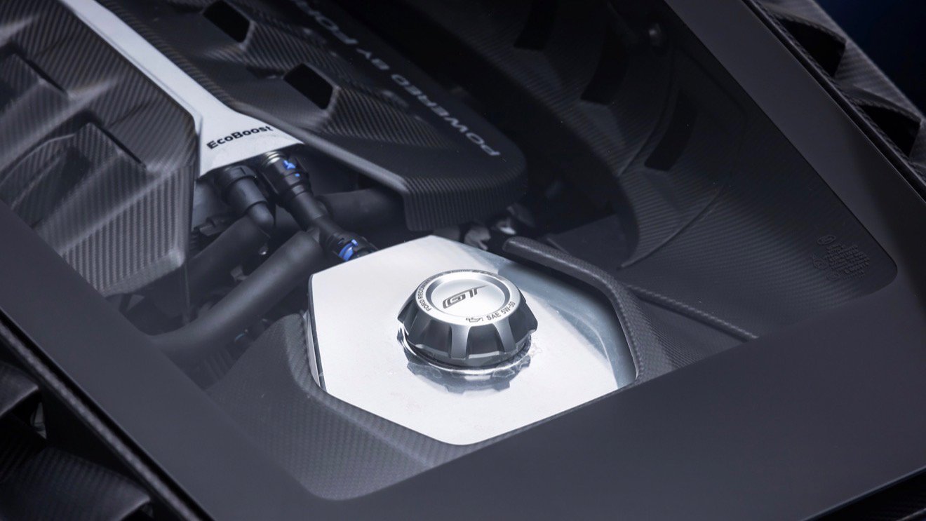 Used 2019 Ford GT RWD image 25