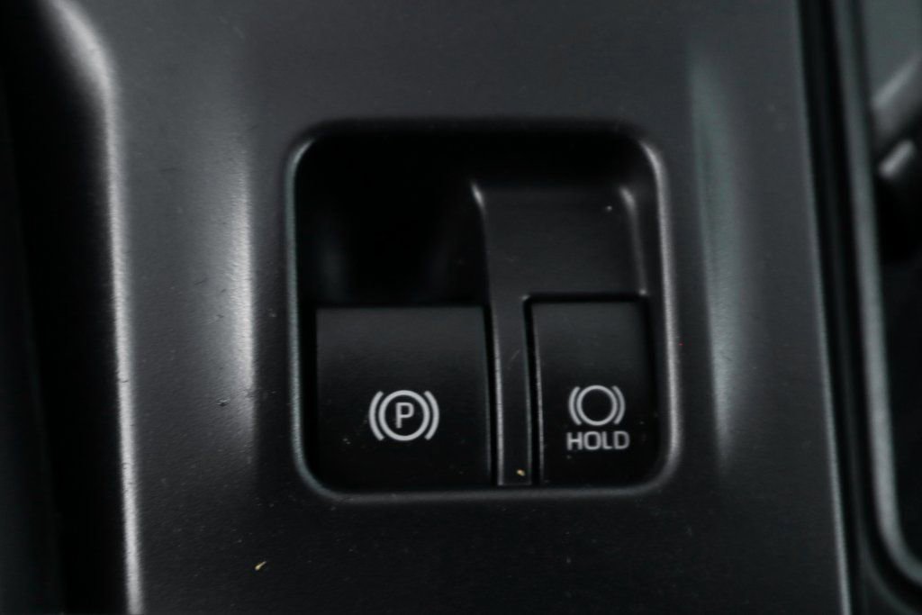 Used 2024 Toyota Grand Highlander Limited image 39