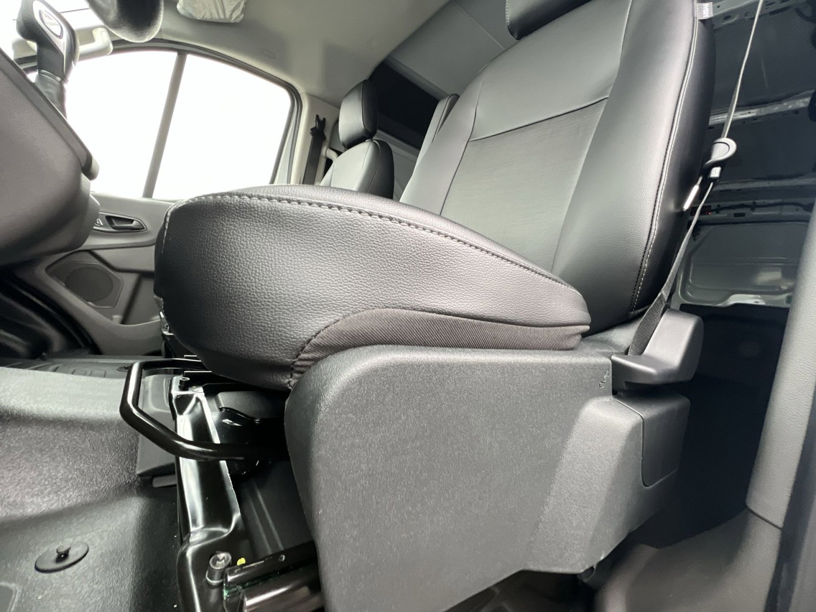 New 2026 Ford Transit 250 Low Roof image 14