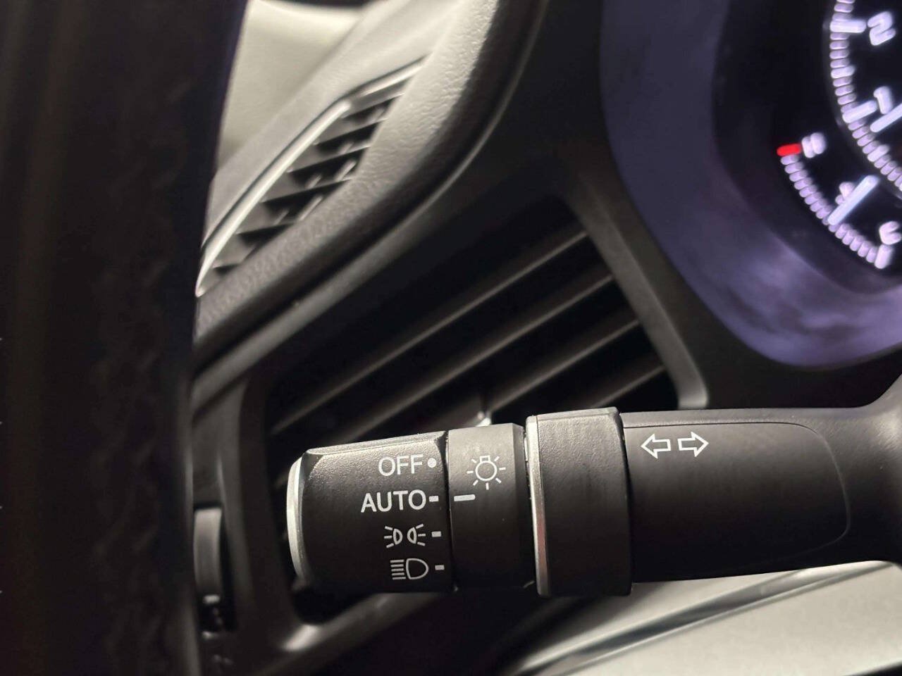 Used 2021 Acura ILX w/ Premium Package FWD image 31