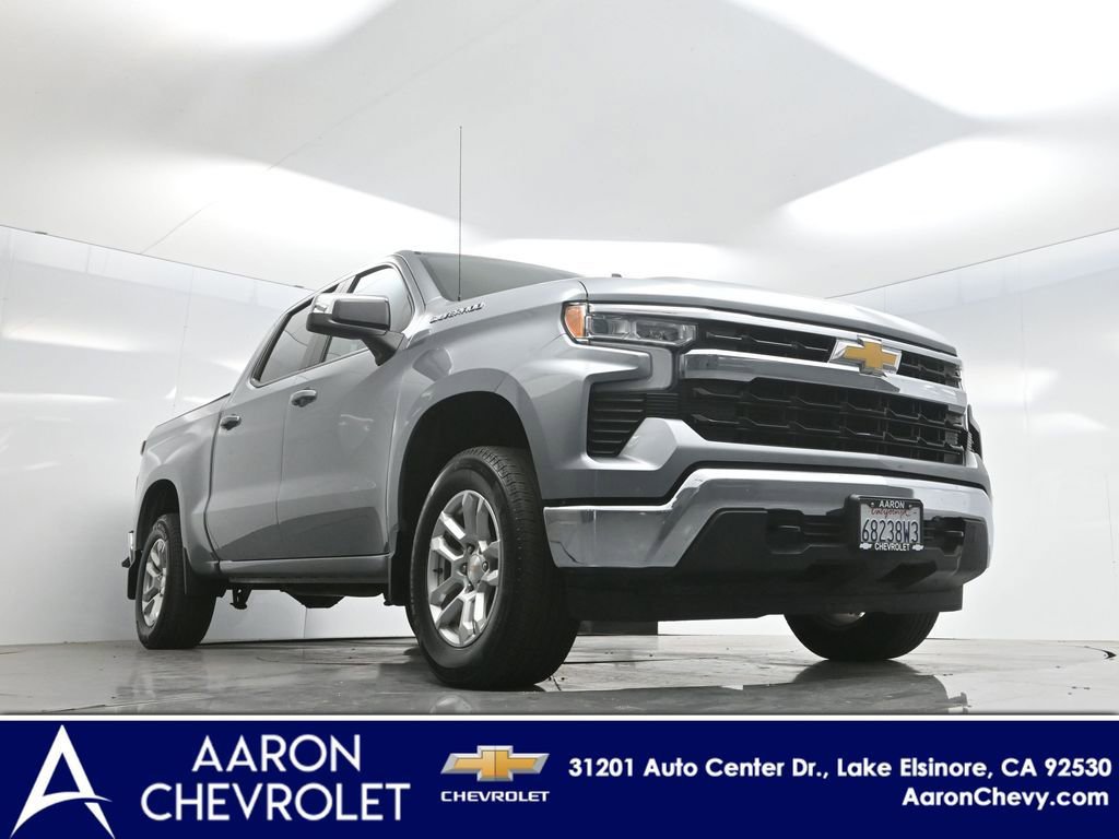 Used 2024 Chevrolet Silverado 1500 LT AWD/4WD image 2