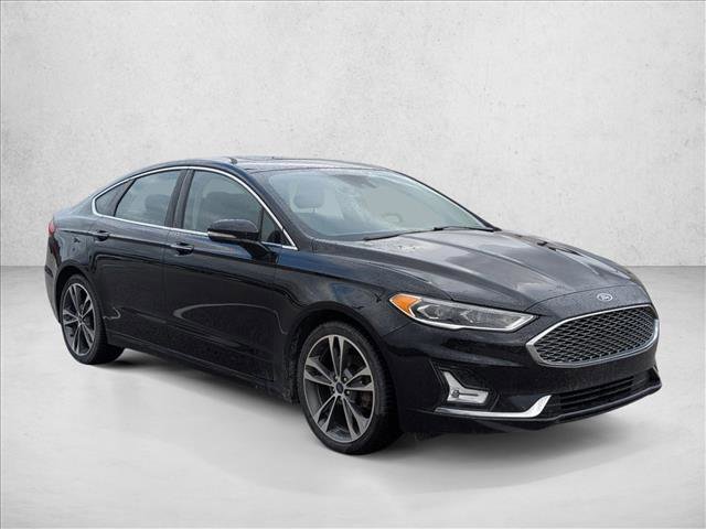 Used 2020 Ford Fusion Titanium image 3