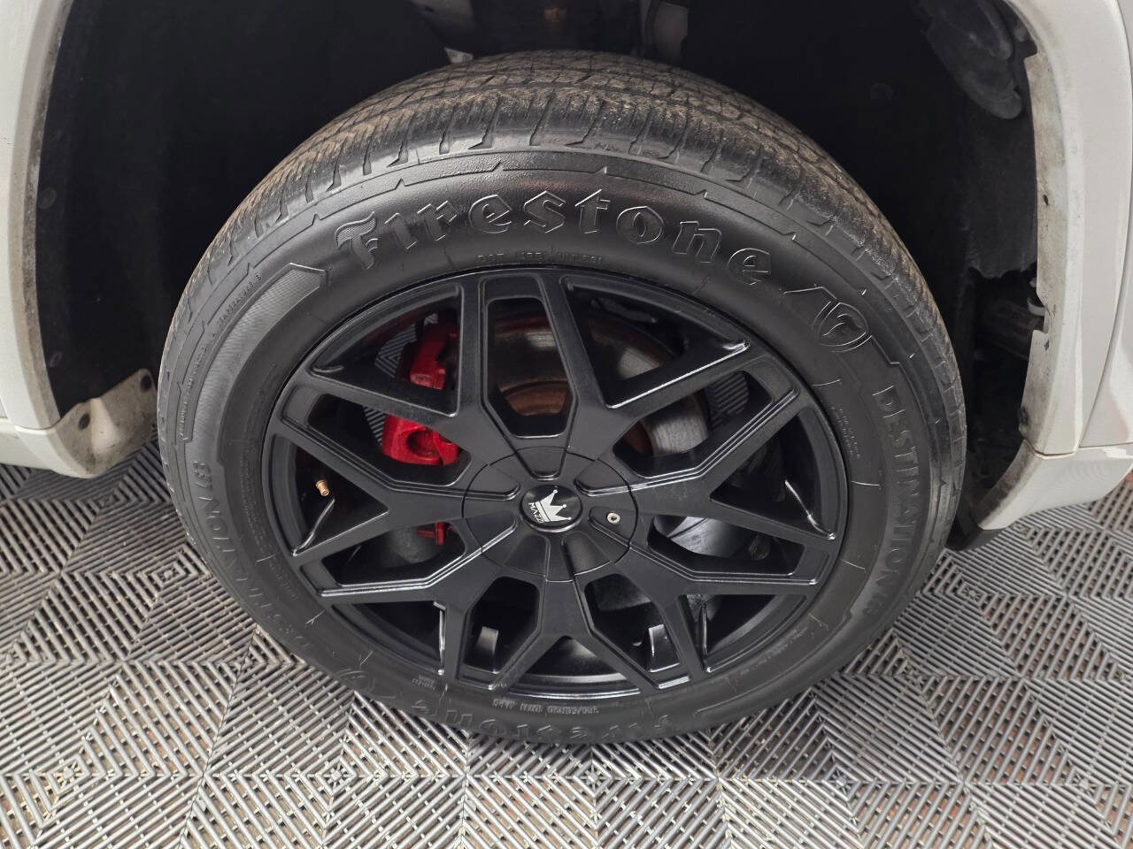 Used 2015 Jeep Grand Cherokee Overland w/ Advanced Technology Group image 38