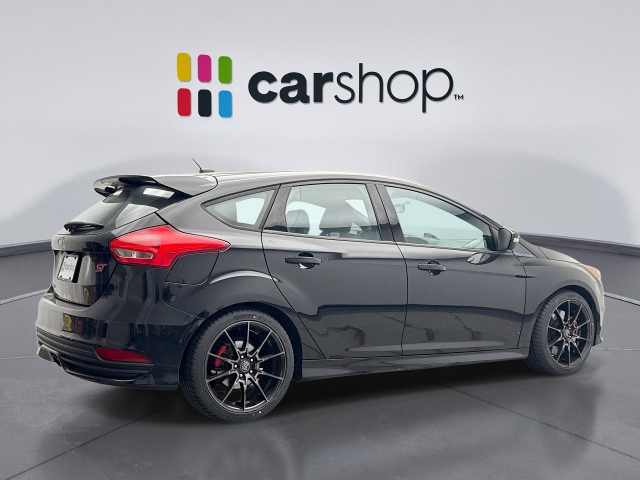 Used 2017 Ford Focus ST w/ Equipment Group 402A image 5