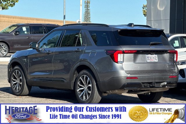 Used 2025 Ford Explorer ST-Line AWD/4WD image 6