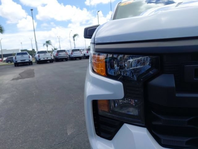Used 2026 Chevrolet Silverado 1500 Custom RWD image 11