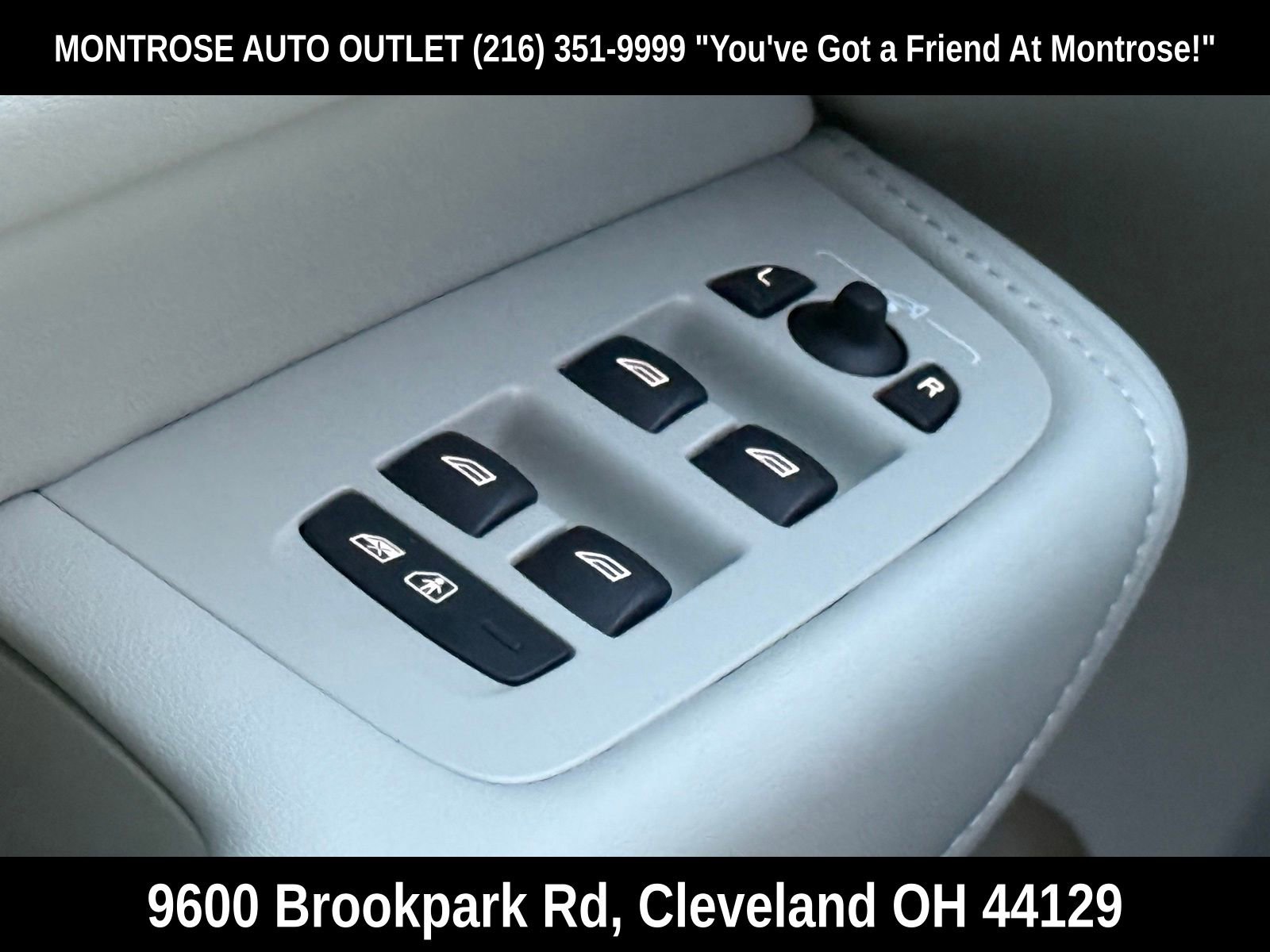 New 2026 Volvo XC60 T8 Ultra w/ Protection Package Premier image 36