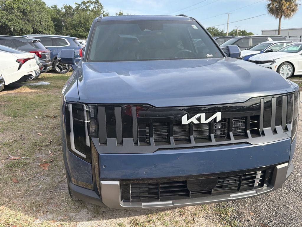Used 2027 Kia Telluride S FWD image 4