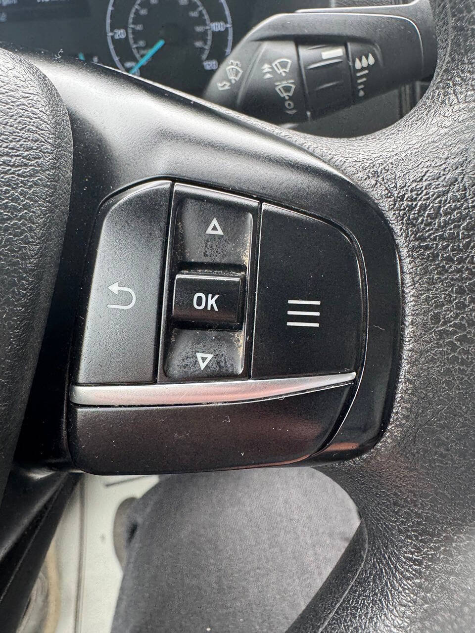 Used 2023 Ford Transit 350 DRW RWD image 12