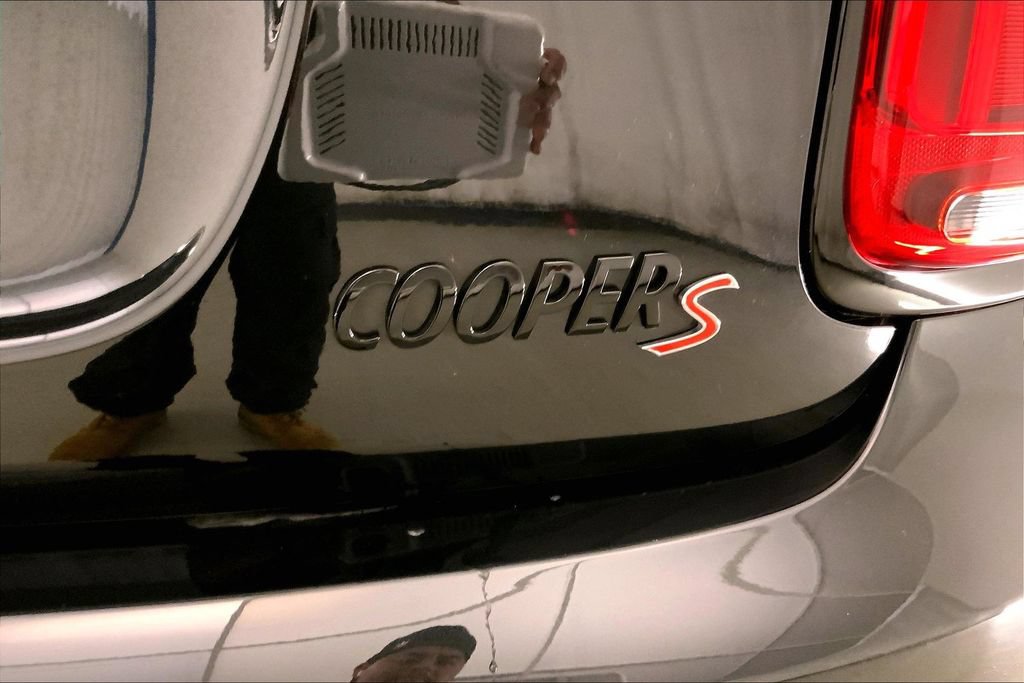 Certified 2023 MINI Cooper S w/ Signature Upholstery Package FWD image 7