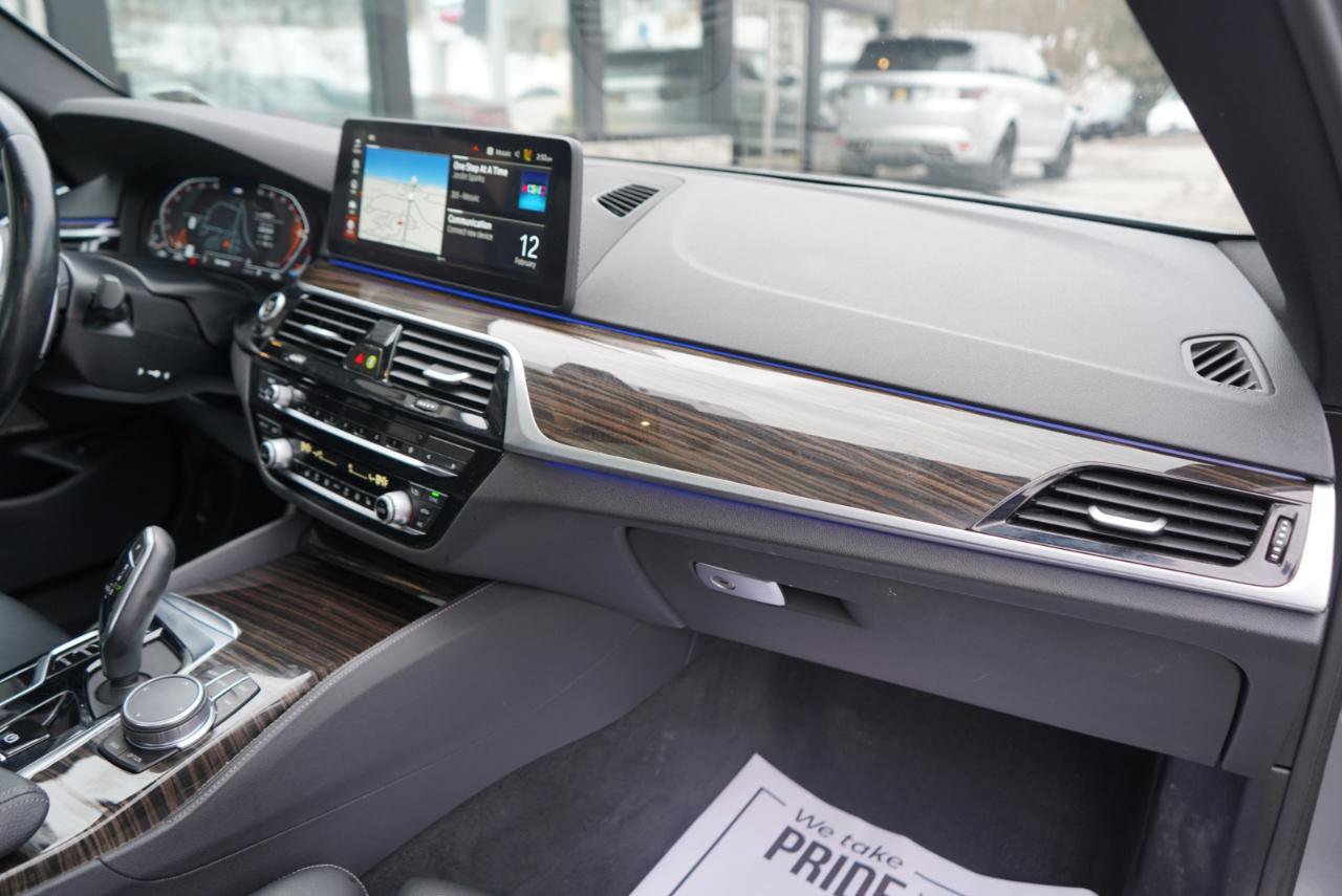 Used 2023 BMW 540i xDrive w/ M Sport Package image 74