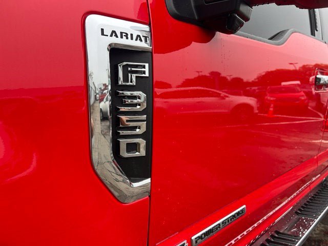 Used 2019 Ford F350 Lariat w/ Lariat Ultimate Package AWD/4WD image 12