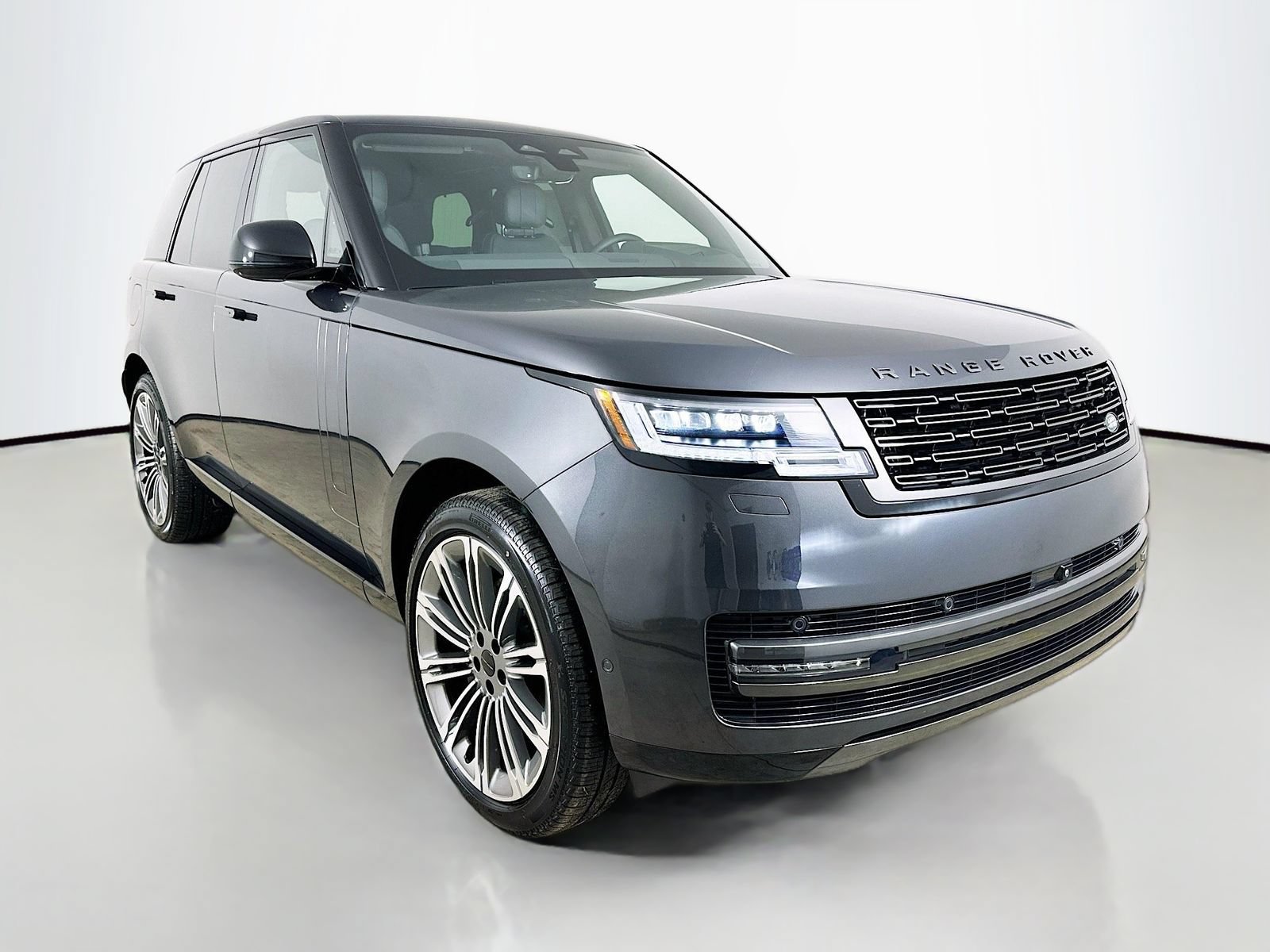 New 2026 Land Rover Range Rover SE AWD/4WD image 3
