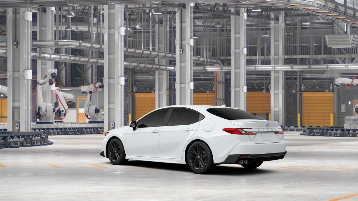 New 2027 Toyota Camry SE w/ Multimedia Upgrade Package FWD image 6