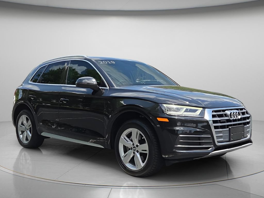 Used 2019 Audi Q5 2.0T Premium Plus w/ Premium Plus Package AWD/4WD image 8