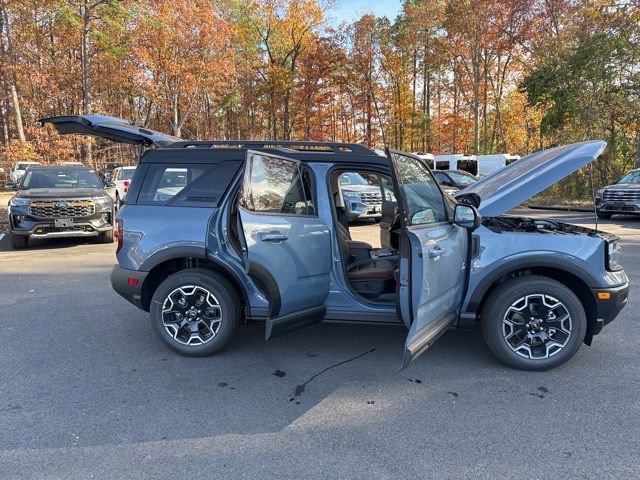 New 2025 Ford Bronco Sport Outer Banks w/ Outer Banks Tech Package+ image 25