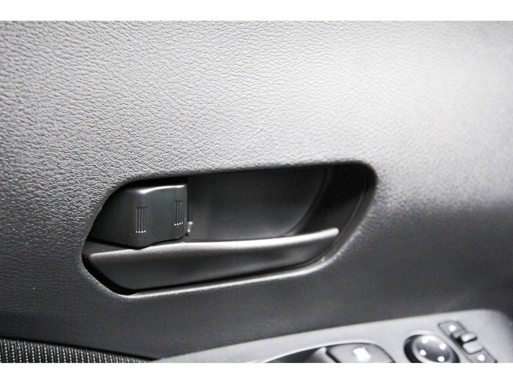 Used 2025 Nissan Kicks Play S FWD image 20
