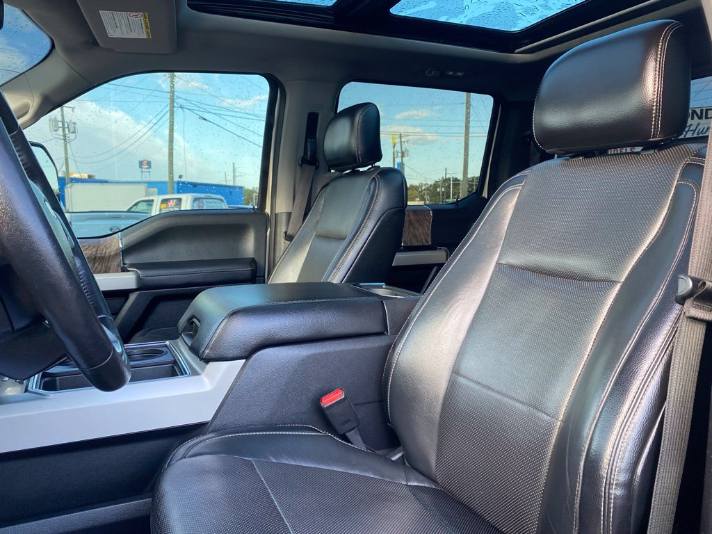 Used 2017 Ford F250 Lariat w/ Lariat Ultimate Package AWD/4WD image 11
