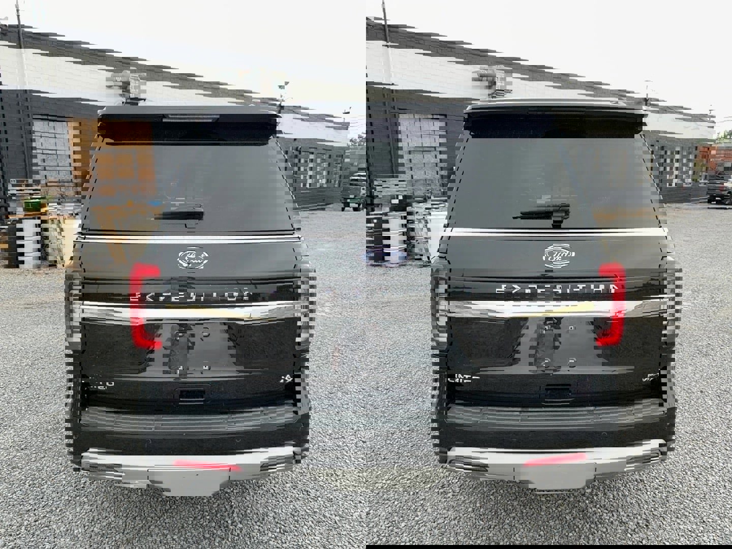 Used 2022 Ford Expedition Max Limited image 4