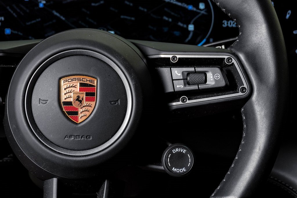 Certified 2025 Porsche Taycan image 19