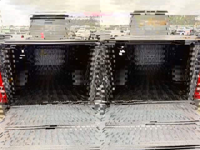 Used 2024 GMC Sierra 1500 Denali image 9