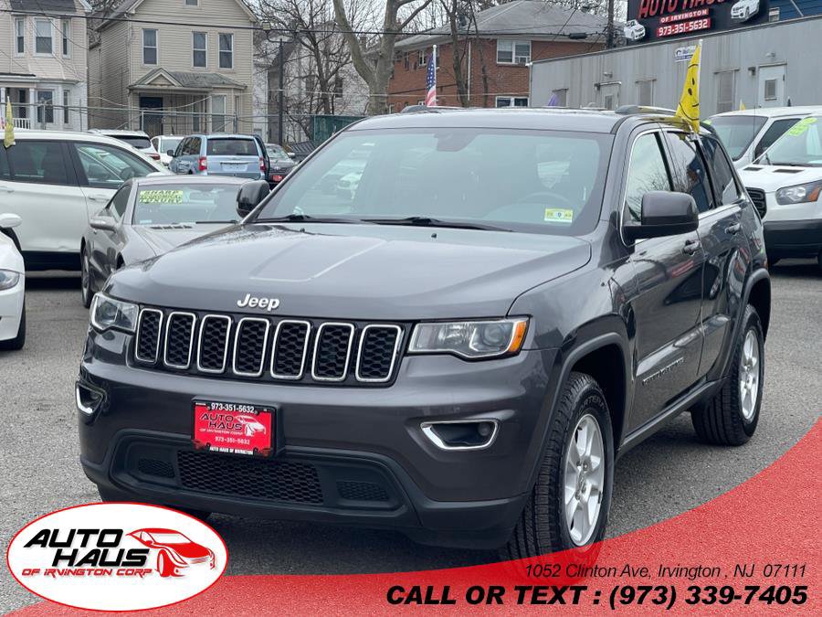 Used 2017 Jeep Grand Cherokee Laredo w/ Quick Order Package 23E AWD/4WD image 1
