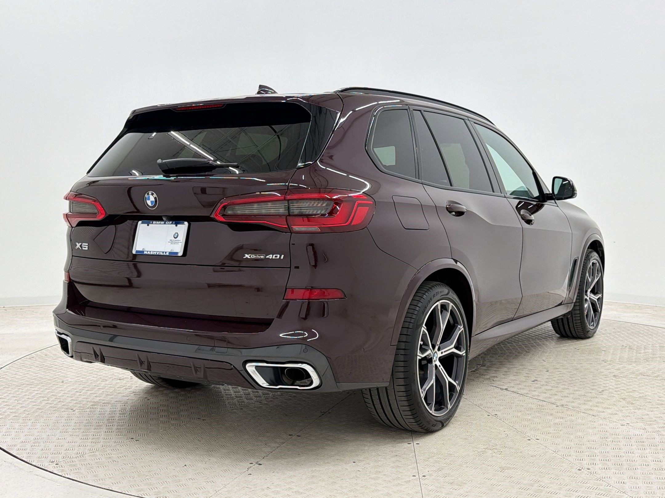 Used 2019 BMW X5 xDrive40i w/ M Sport Package AWD/4WD image 9