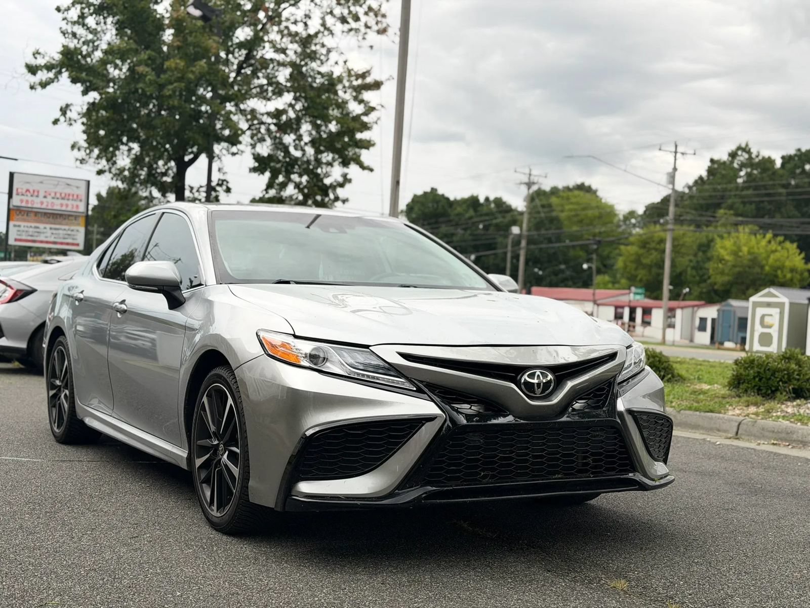 Used 2020 Toyota Camry XSE w/ Navigation Package FWD image 8