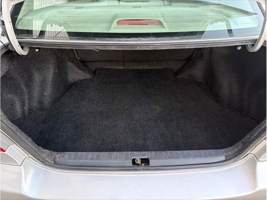 Used 2005 Toyota Corolla CE image 21