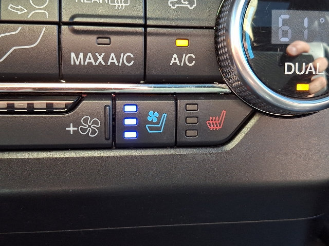 Certified 2021 Ford Expedition XLT AWD/4WD image 25