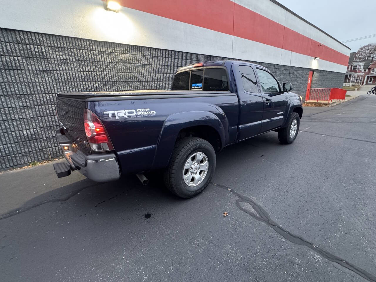 Used 2013 Toyota Tacoma V6 4x4 4dr Access Cab 6.1 ft S image 34