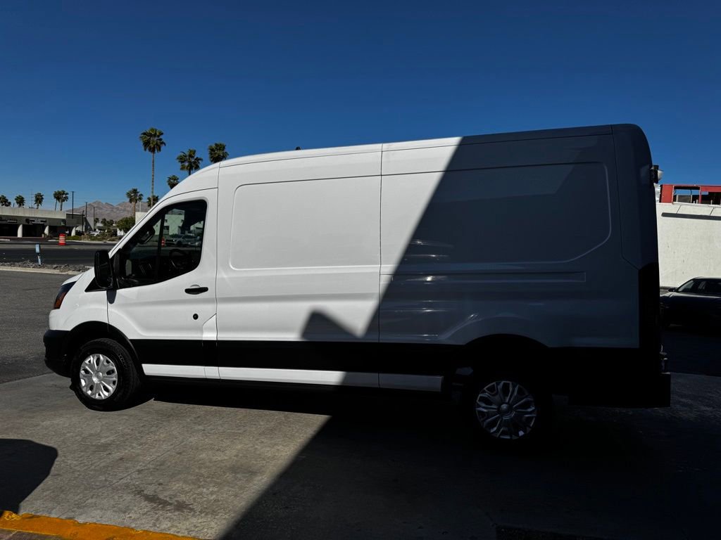 Used 2020 Ford Transit 250 Medium Roof image 8