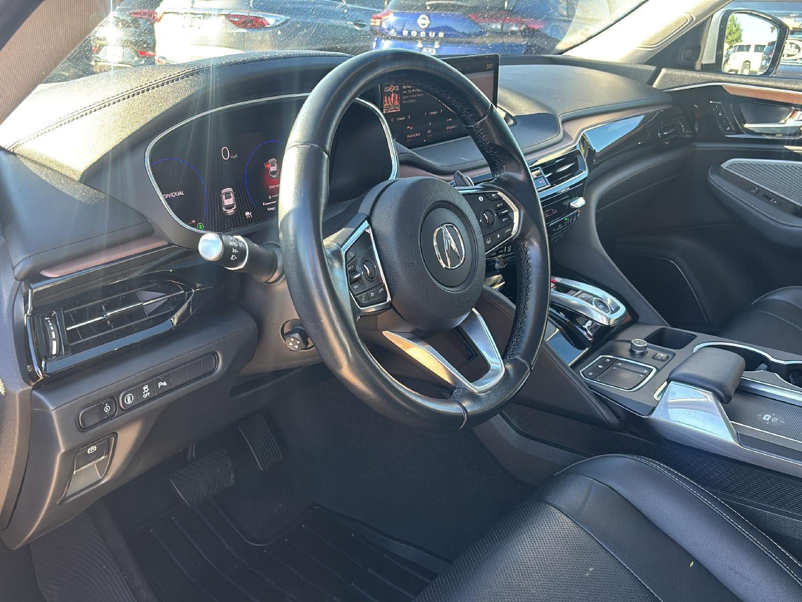 Used 2022 Acura MDX w/ Technology Package AWD/4WD image 11