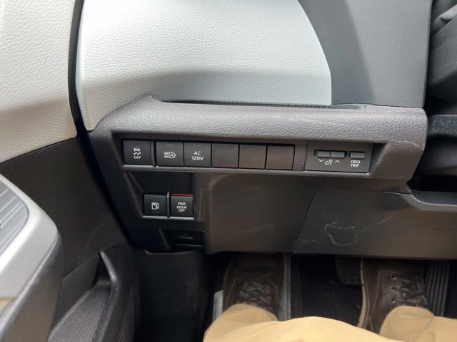 Used 2025 Toyota Sienna XLE w/ XLE Plus Package AWD/4WD image 25