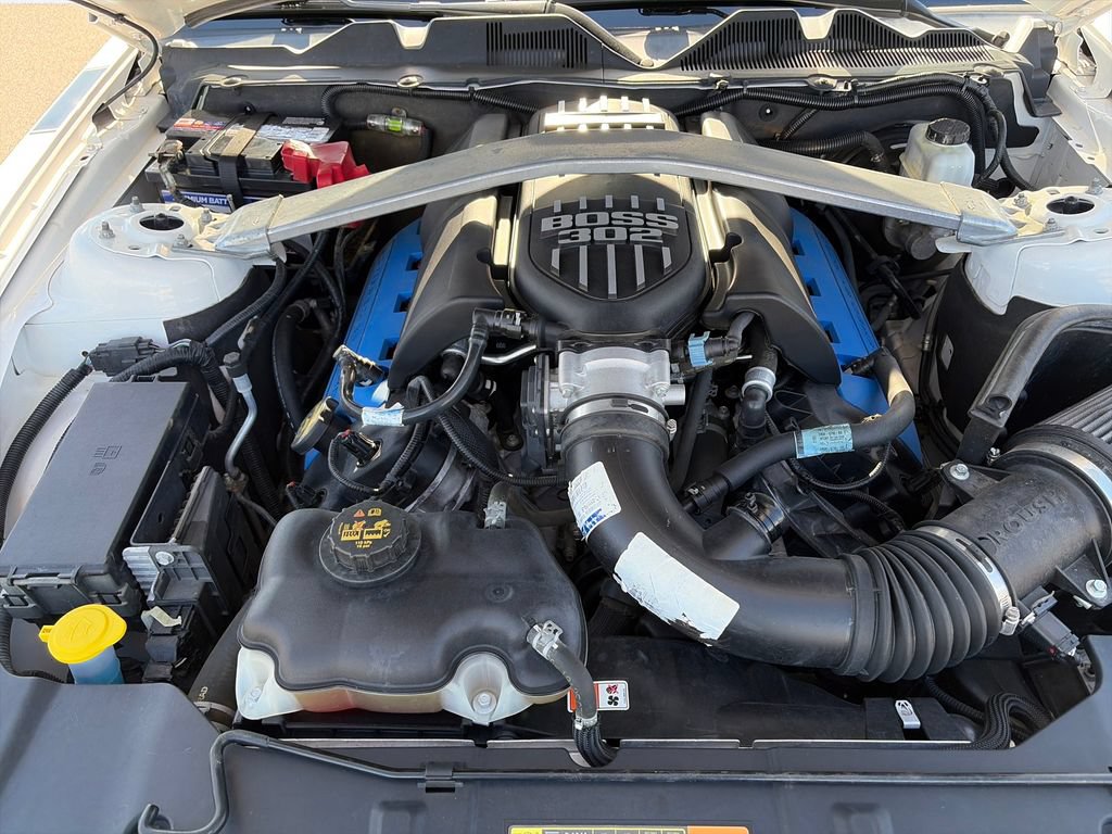 Used 2013 Ford Mustang Boss 302 w/ Boss 302 Accessory Pkg RWD image 27