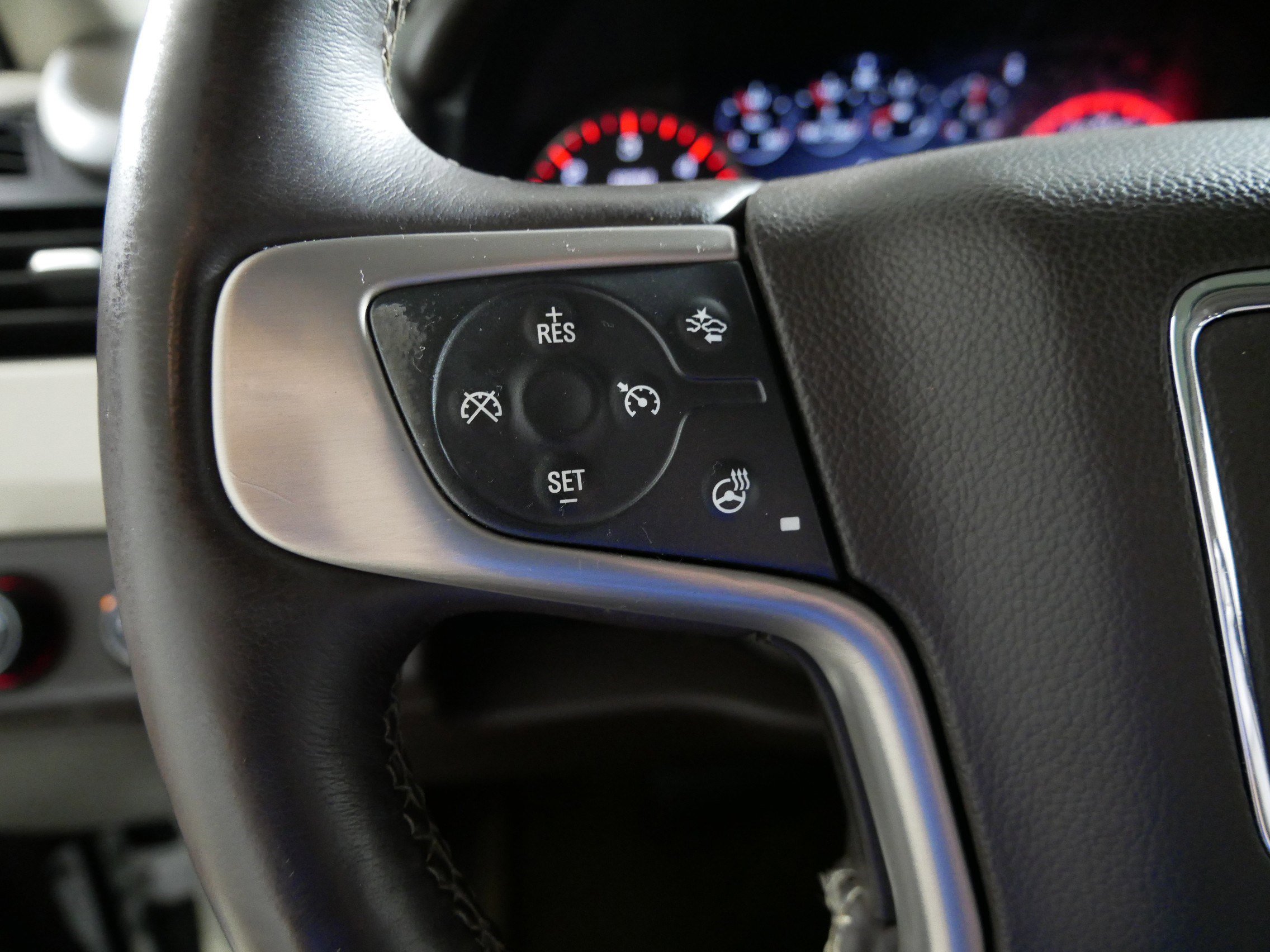 Used 2015 GMC Yukon Denali w/ Open Road Package image 27