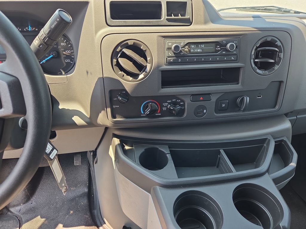 New 2024 Ford E-450 and Econoline 450 Super Duty w/ Power Windows & Locks Group image 36