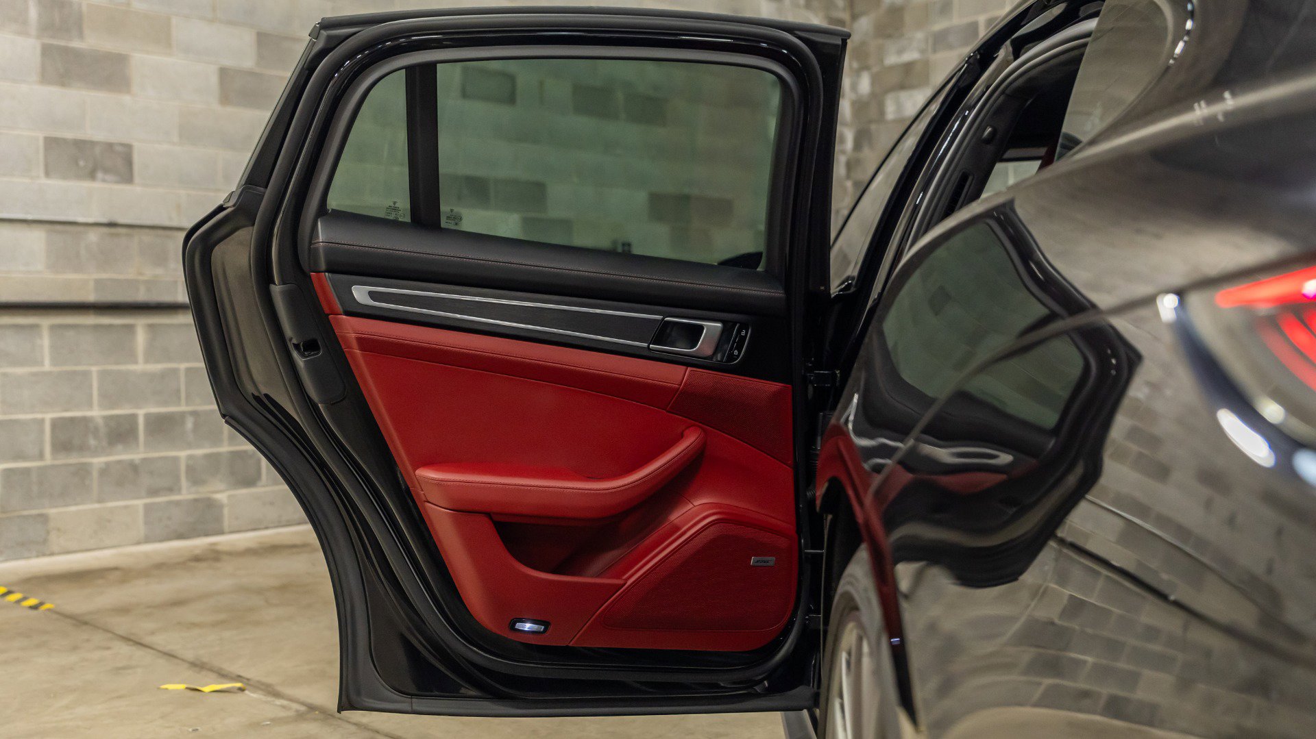 Used 2020 Porsche Panamera GTS image 66