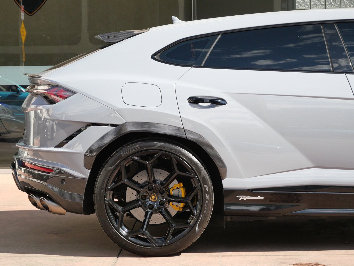 Used 2024 Lamborghini Urus Performante image 33