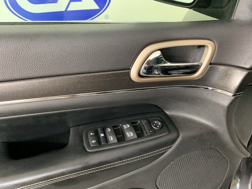 Used 2017 Jeep Grand Cherokee Limited w/ Luxury Group II image 15