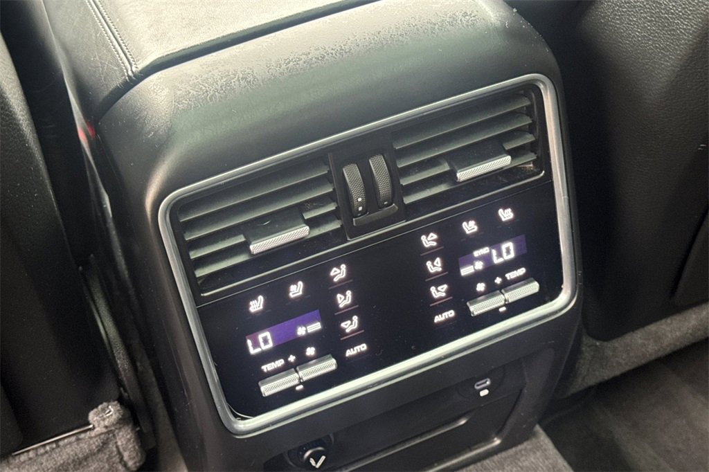 Used 2020 Porsche Cayenne S AWD/4WD image 14