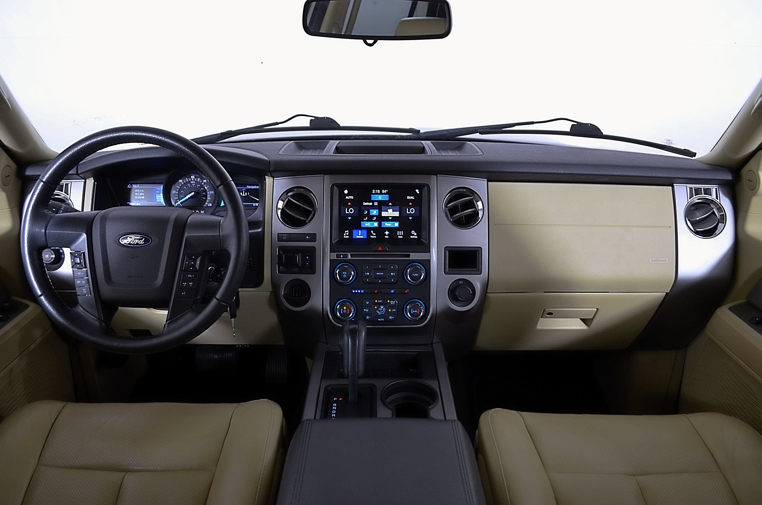 Used 2017 Ford Expedition XLT w/ Equipment Group 202A RWD image 15