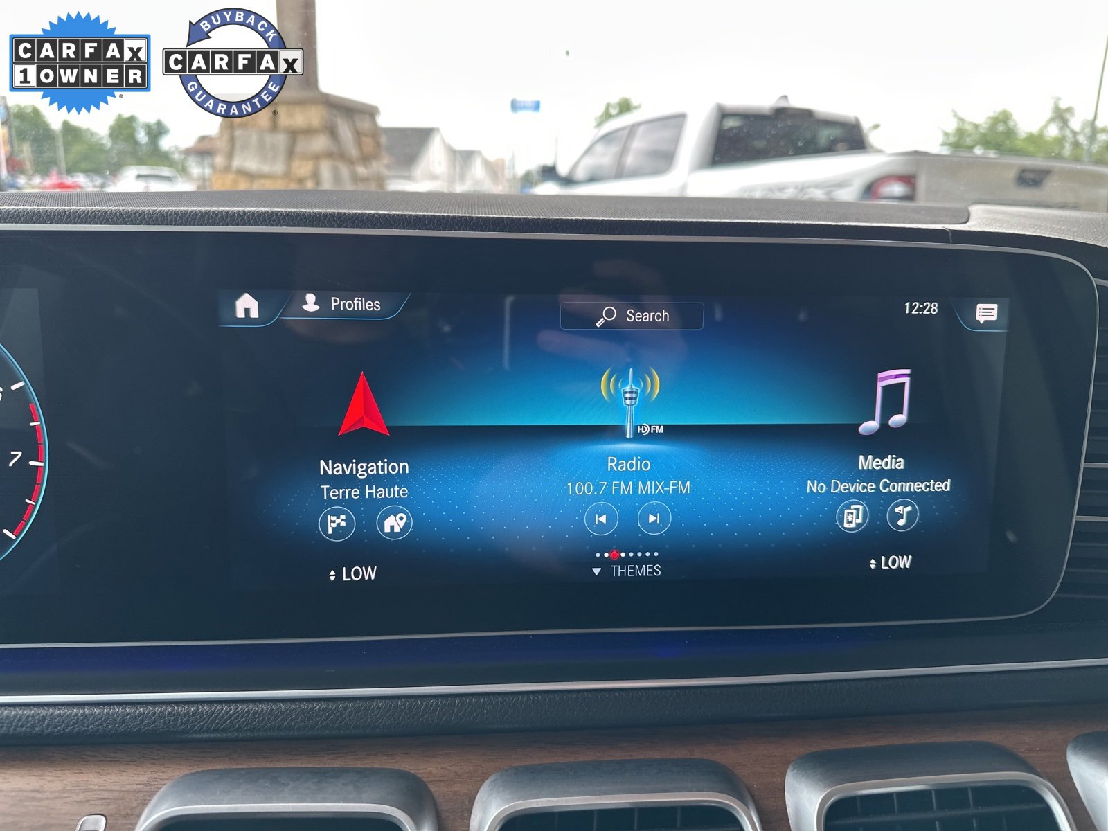 Used 2023 Mercedes-Benz GLE 450 4MATIC w/ AMG Line Exterior image 10