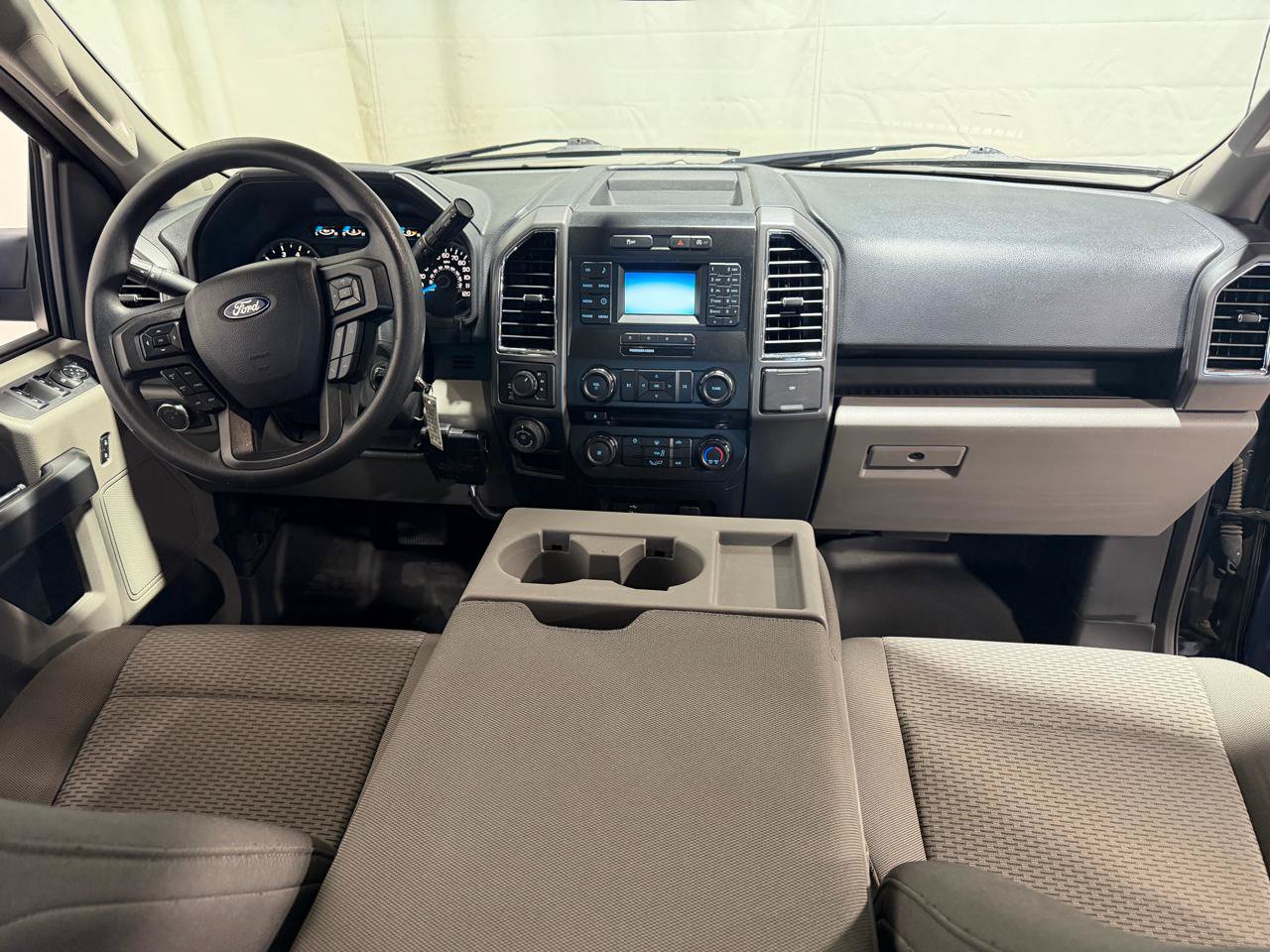 Used 2016 Ford F150 XLT AWD/4WD image 17