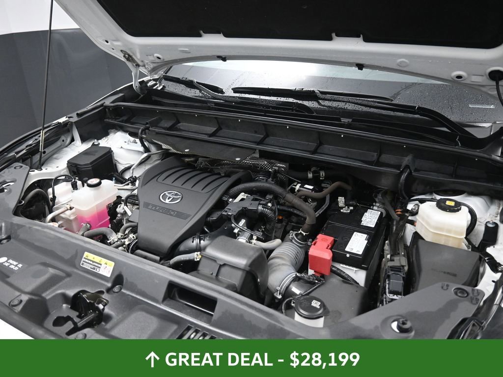 Used 2023 Toyota Highlander XLE image 14