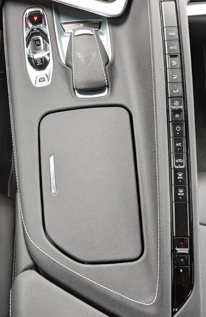 Used 2023 Chevrolet Corvette Stingray Coupe w/ 1LT RWD image 21