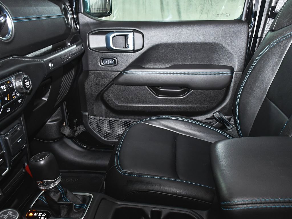 Used 2023 Jeep Wrangler Unlimited Rubicon 4xe w/ Cold Weather Group AWD/4WD image 40