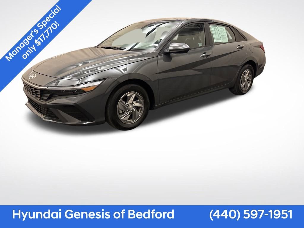 Certified 2025 Hyundai Elantra SE
