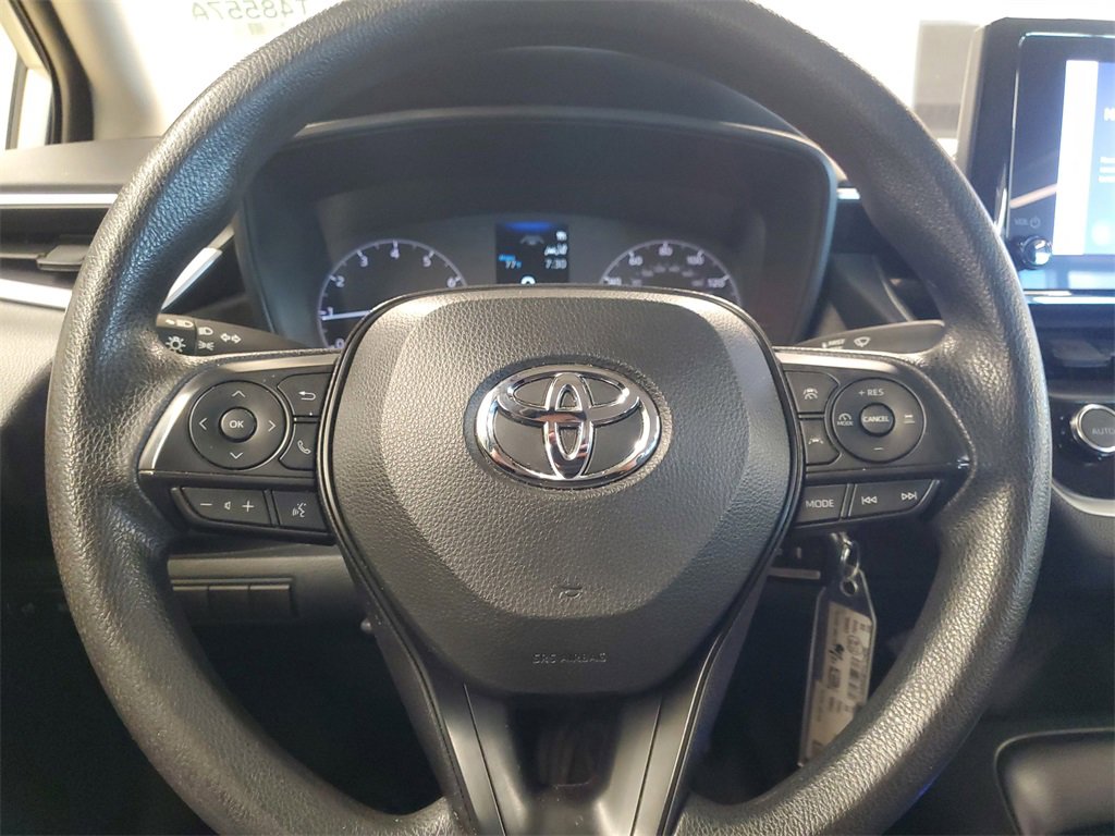 Used 2023 Toyota Corolla LE image 19